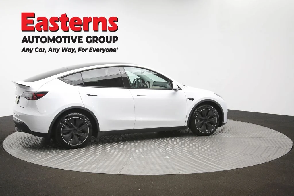 Used 2020 White Tesla Long Range image 38