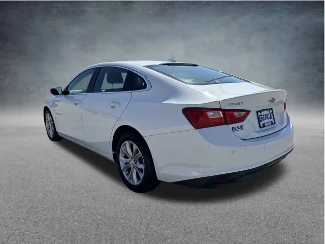 Used 2025 White Chevrolet LT image 14