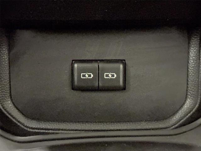 Certified Used 2024 MAGNETIC GRAY MET. Toyota  image 34