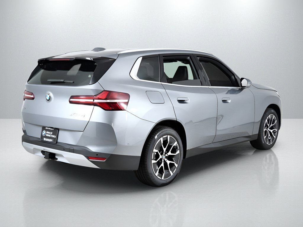 Used 2026 Skyscraper Grey Metallic BMW 30 xDrive image 10