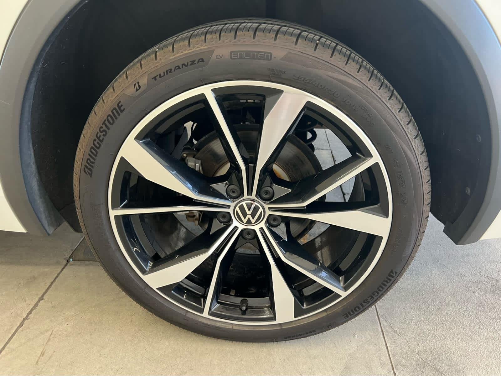 2022 Volkswagen Tiguan SEL R-LINE - Photo 10