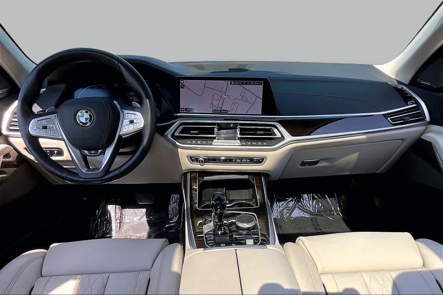 Used 2020 Tanzanite Blue II Metallic BMW xDrive40i image 15