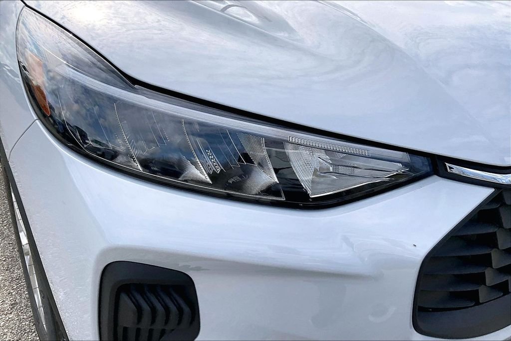 New 2026 Space Silver Metallic Ford Active image 16