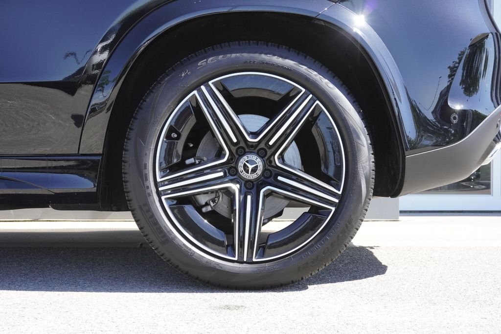 Used 2026 Black Mercedes-Benz GLE 450 image 33