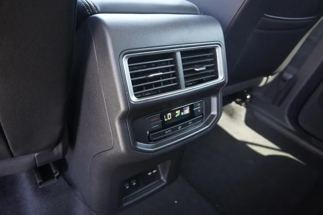 New 2026 Pure Gray Volkswagen 2.0T SE w/Technology image 35