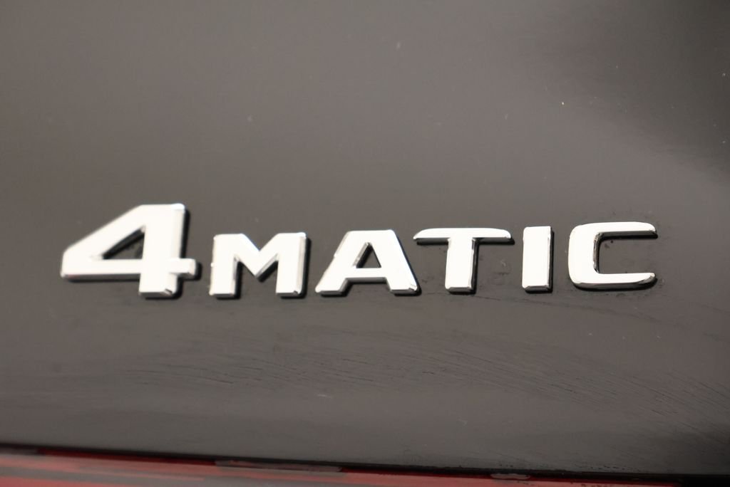 Used 2026 Night Black Mercedes-Benz GLB 250 image 10