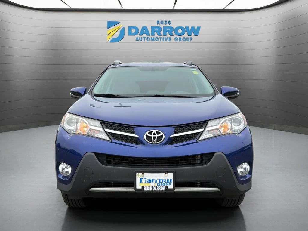 Used 2015 Blue Toyota XLE image 8