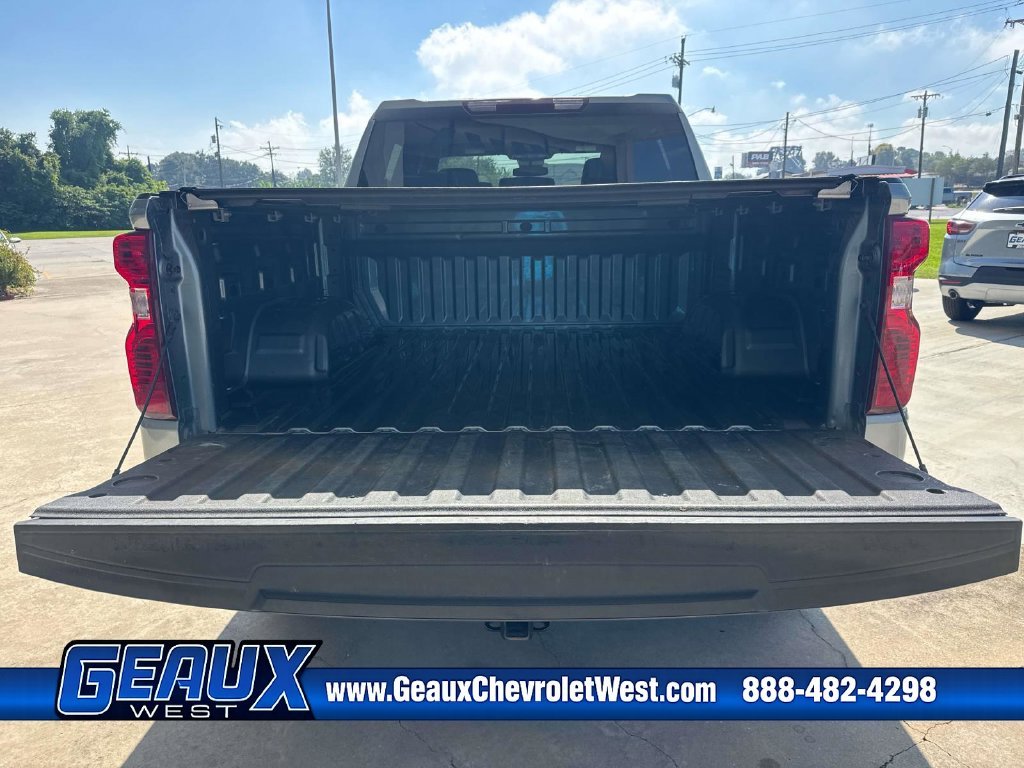 Used 2023 Gray Chevrolet LT image 22