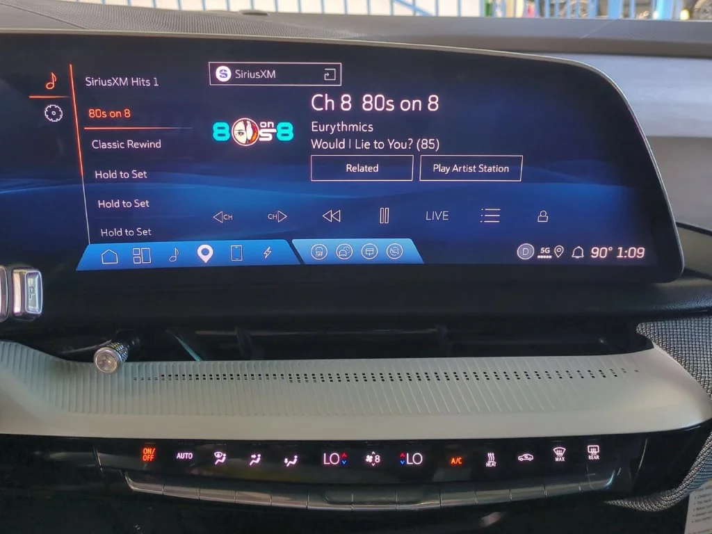 2026 Cadillac OPTIQ Premium Sport - Photo 16