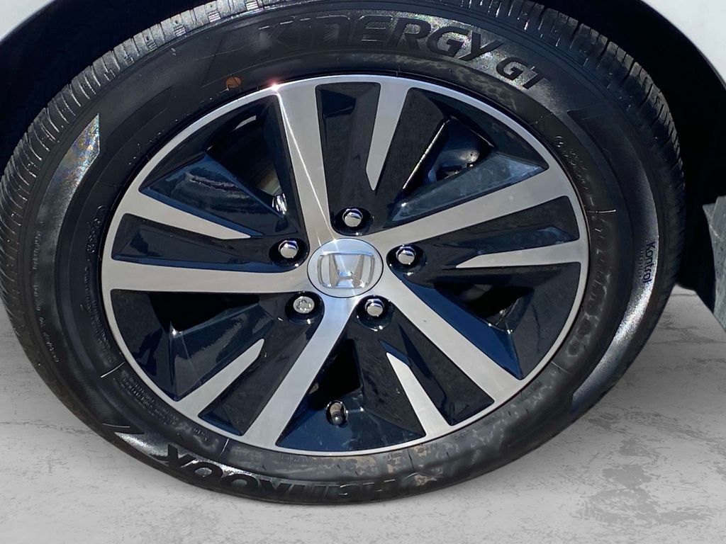 Used 2024 White Honda LX image 22