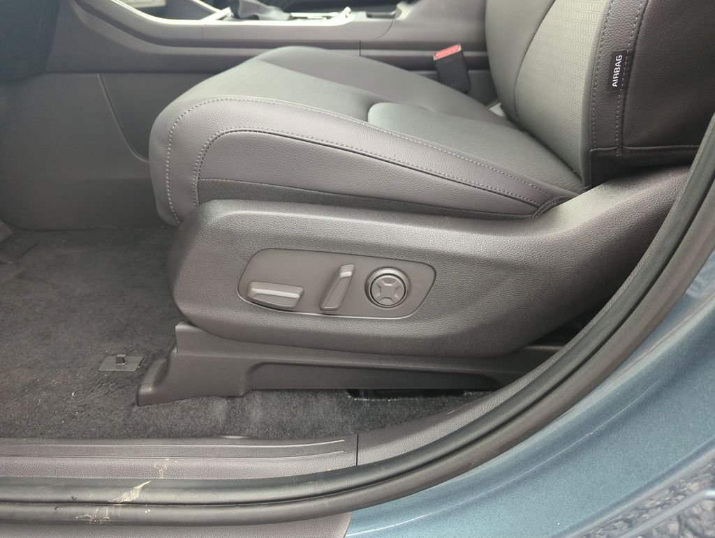 New 2026 Astra Blue Kia SX Prestige image 13