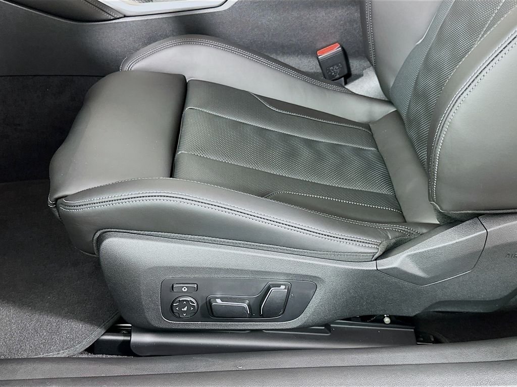 New 2026 Dravit Grey Metallic BMW Competition image 21
