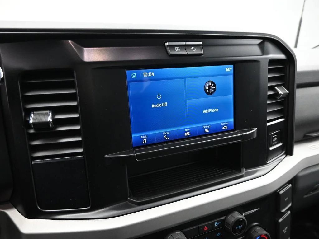 New 2026 Agate Black Metallic Ford XLT image 13