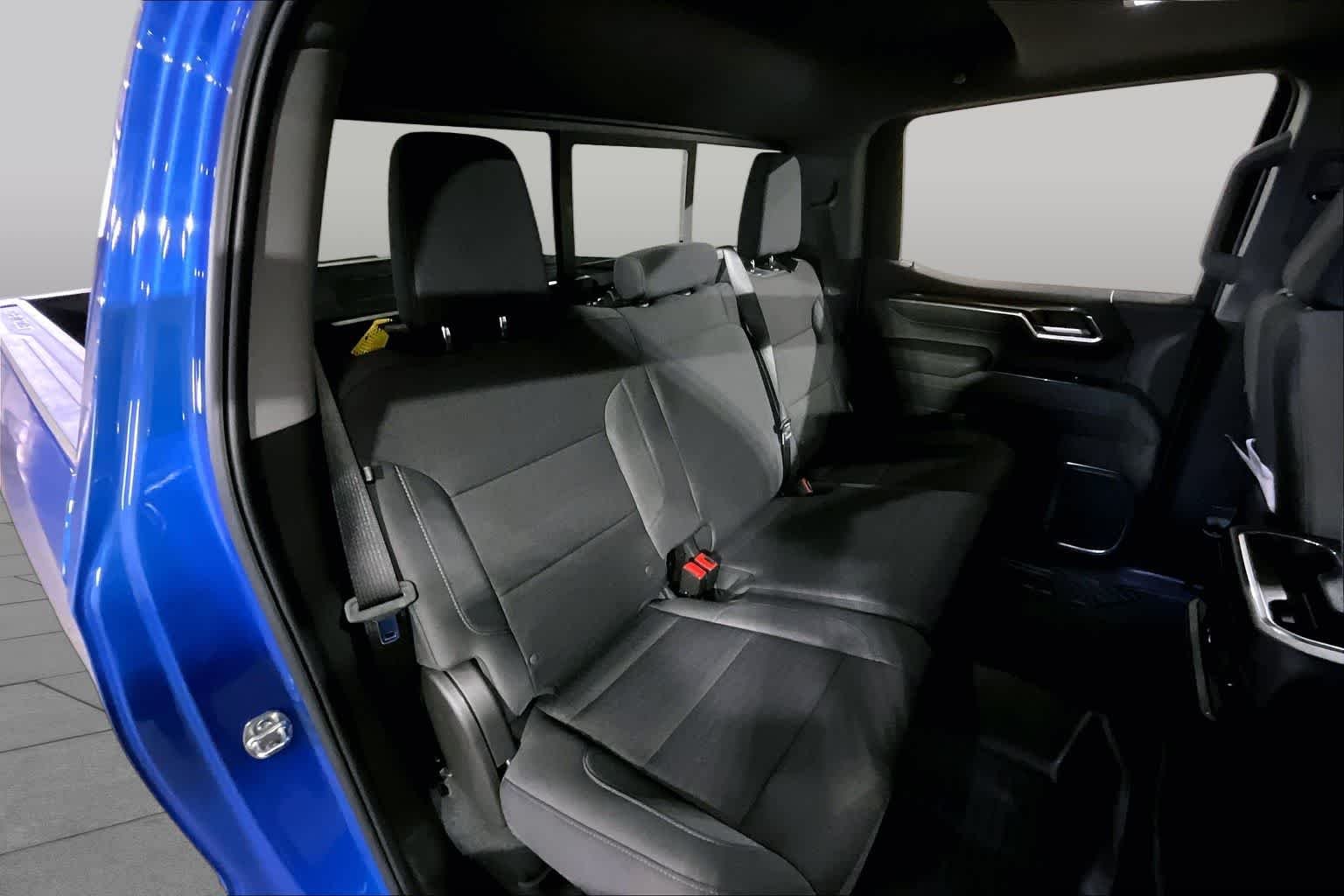 Used 2026 Riptide Blue Metallic Chevrolet LT Trail Boss image 27