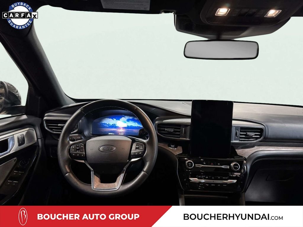 Used 2021 Black Metallic Ford Platinum image 10
