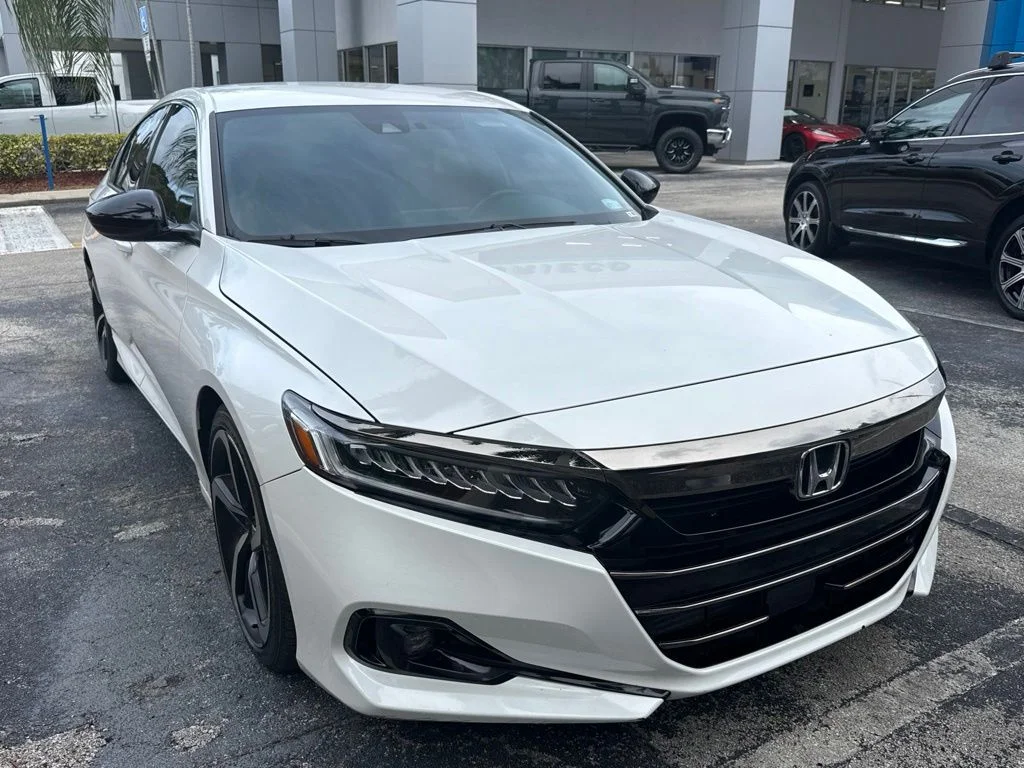 Used 2021 White Honda Sport image 1