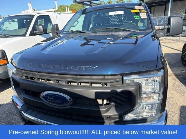 Used 2021 Blue Ford XL image 2