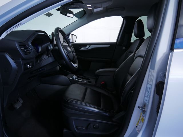 Certified Used 2025 Silver Ford Platinum image 18
