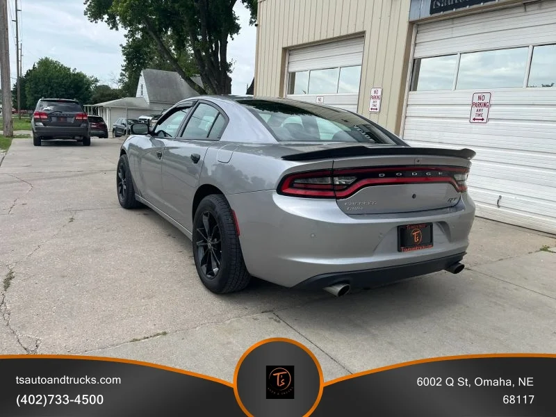 Used 2016 Silver Dodge Sedan 4D Police AWD 5.7L V8 image 3