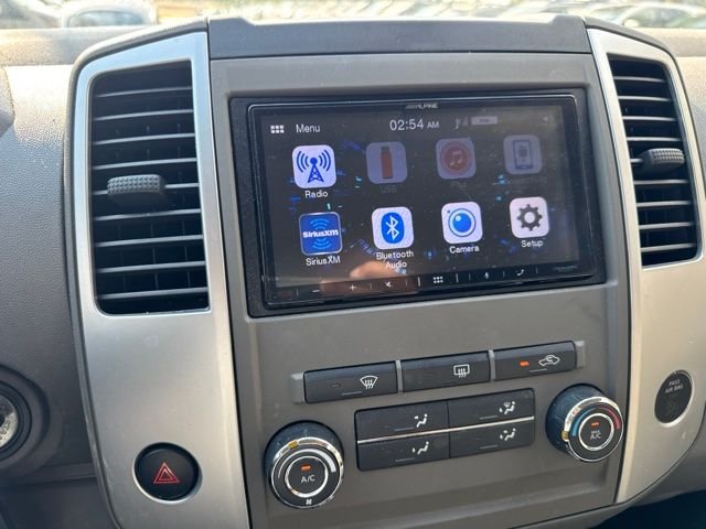 Used 2012  Nissan SV image 12