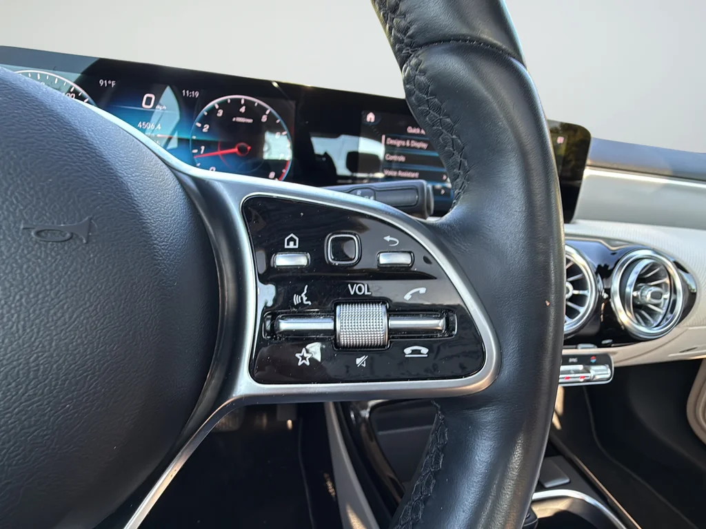 Used 2021  Mercedes-Benz A 220 image 14