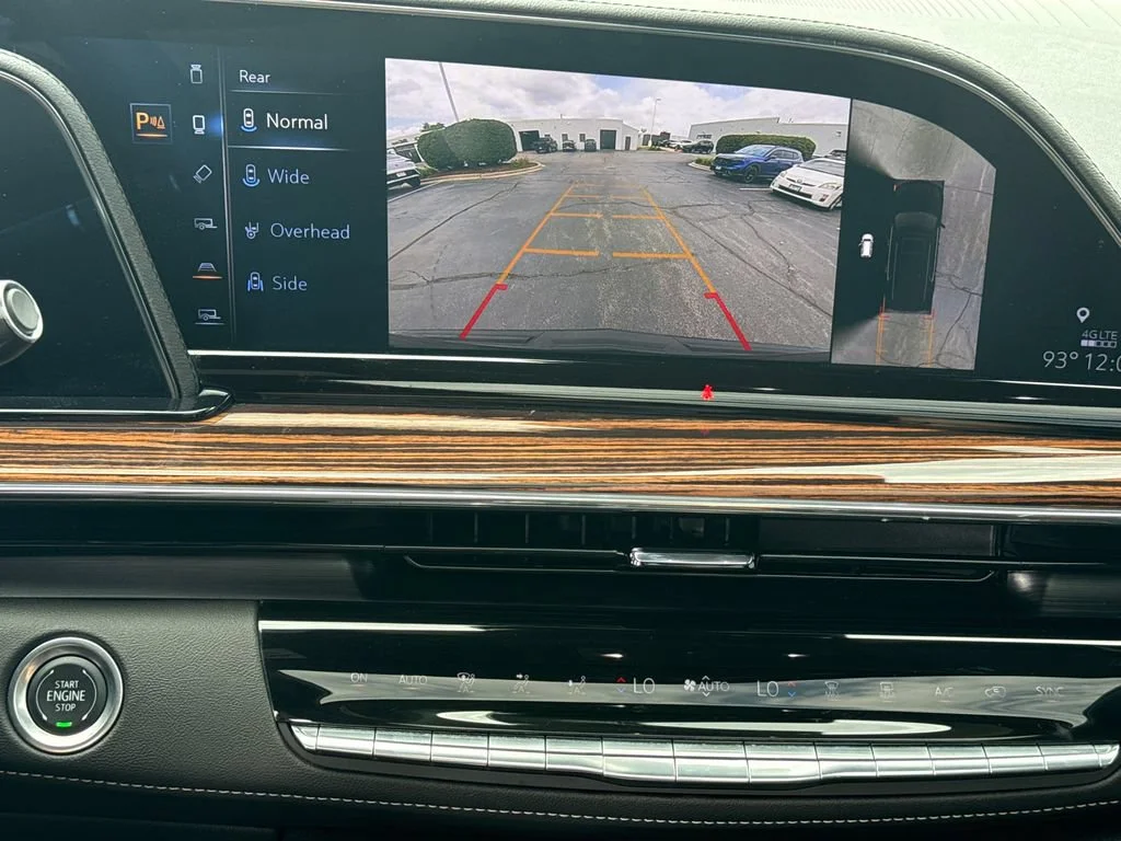 2024 Cadillac Escalade Premium Luxury - Photo 23