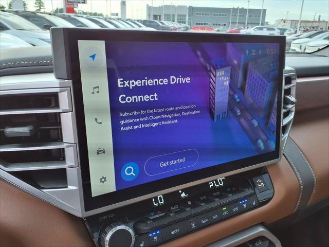 Certified Used 2025 WIND CHILL PEARL Toyota  image 10