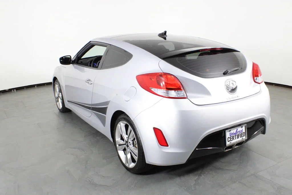 Used 2017 Silver Hyundai Value Edition image 14