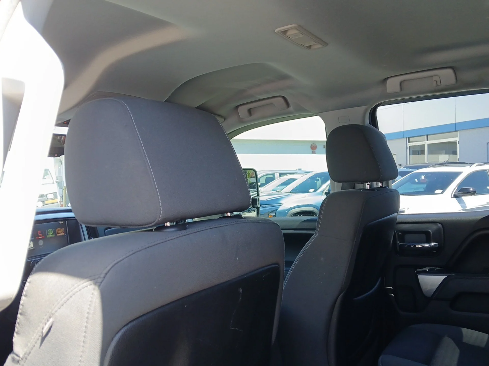 Used 2014 Silver Ice Metallic Chevrolet LT image 19