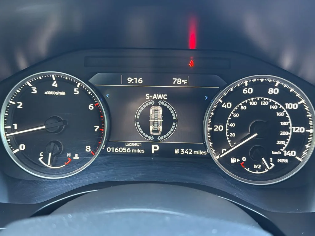 Used 2024  Mitsubishi SE image 27