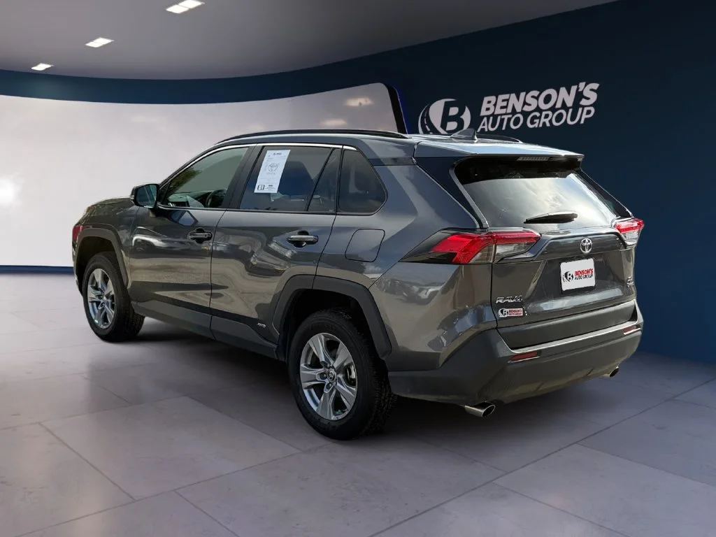 Used 2025 Gray Toyota XLE image 3