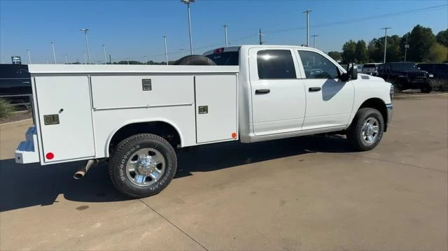 New 2026 Bright White Clear-Coat Exterior Paint RAM Tradesman image 9