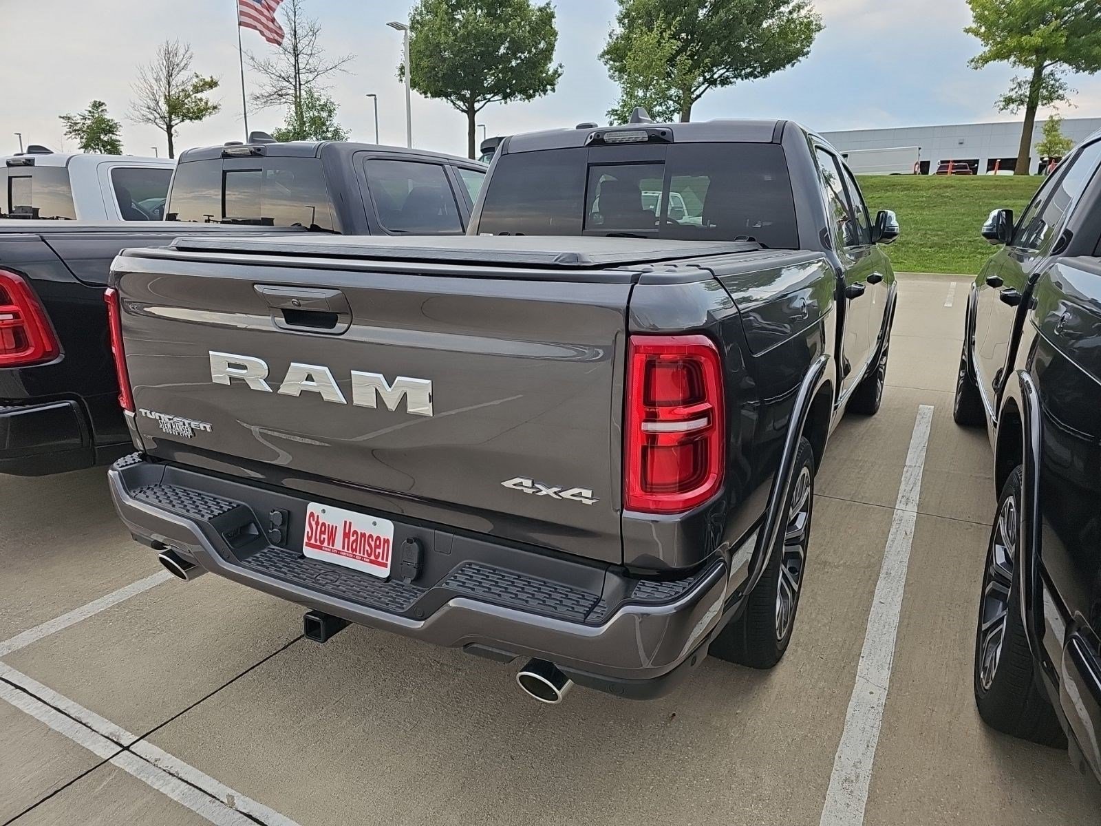 New 2026 Granite Crystal Metallic Clearcoat Ram Tungsten image 4