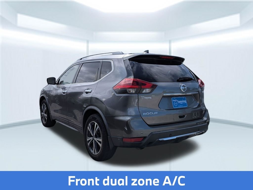 Used 2020 Gray Nissan SV image 2