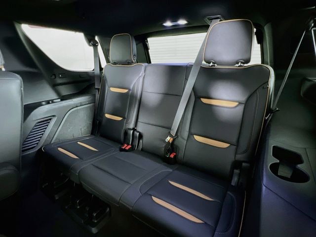2023 GMC Yukon AT4 - Photo 38