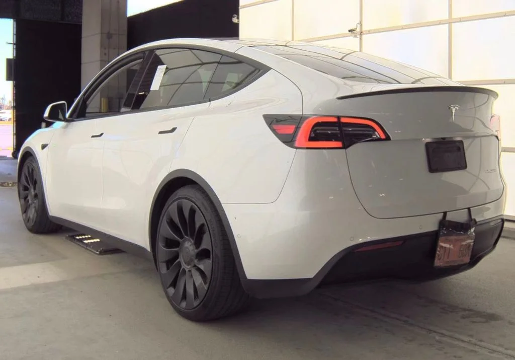 Used 2022 White Tesla Performance image 7