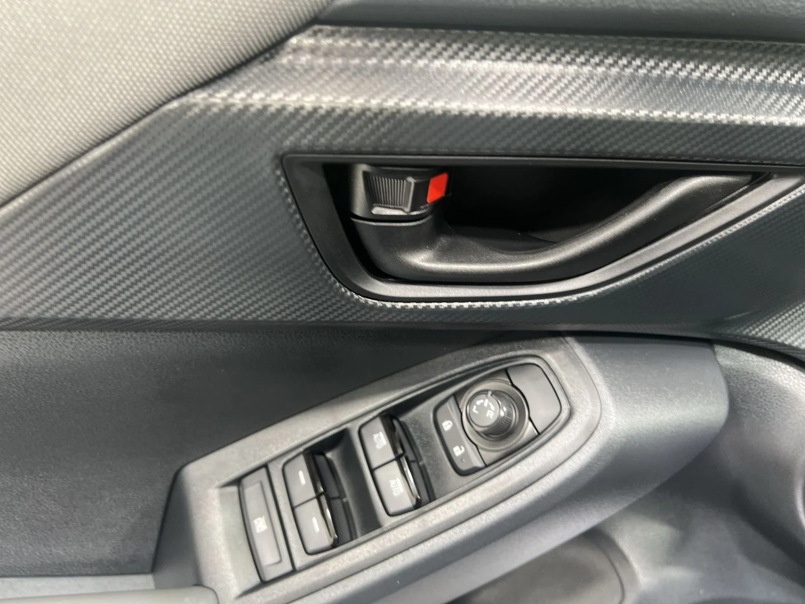 2025 Subaru Crosstrek Premium - Photo 13