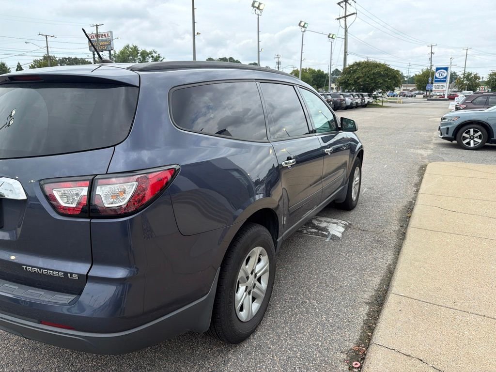 Used 2013 Blue Chevrolet LS image 6