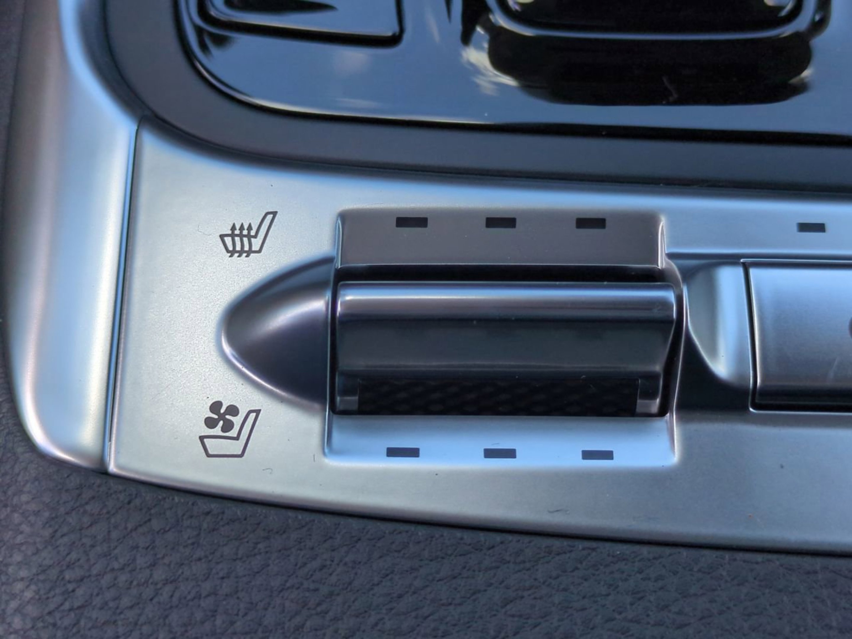 New 2026 Ivory Silver Kia SX Prestige image 28