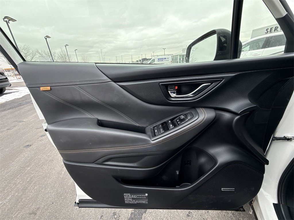 2022 SUBARU FORESTER - Image 12