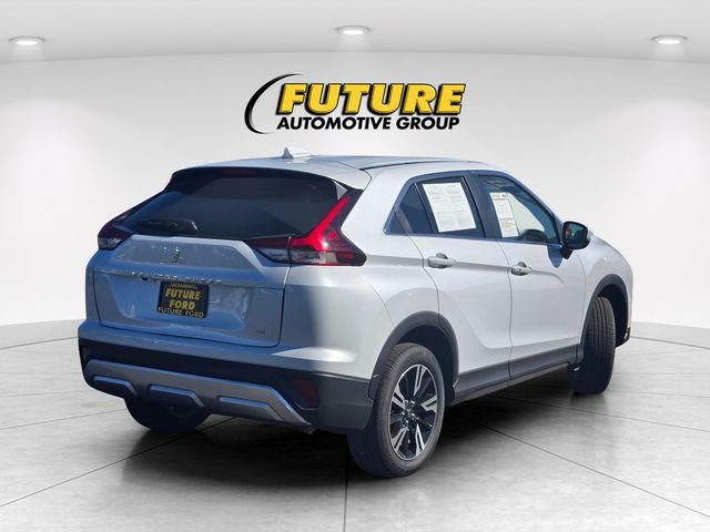 Used 2026 White Mitsubishi SE image 4