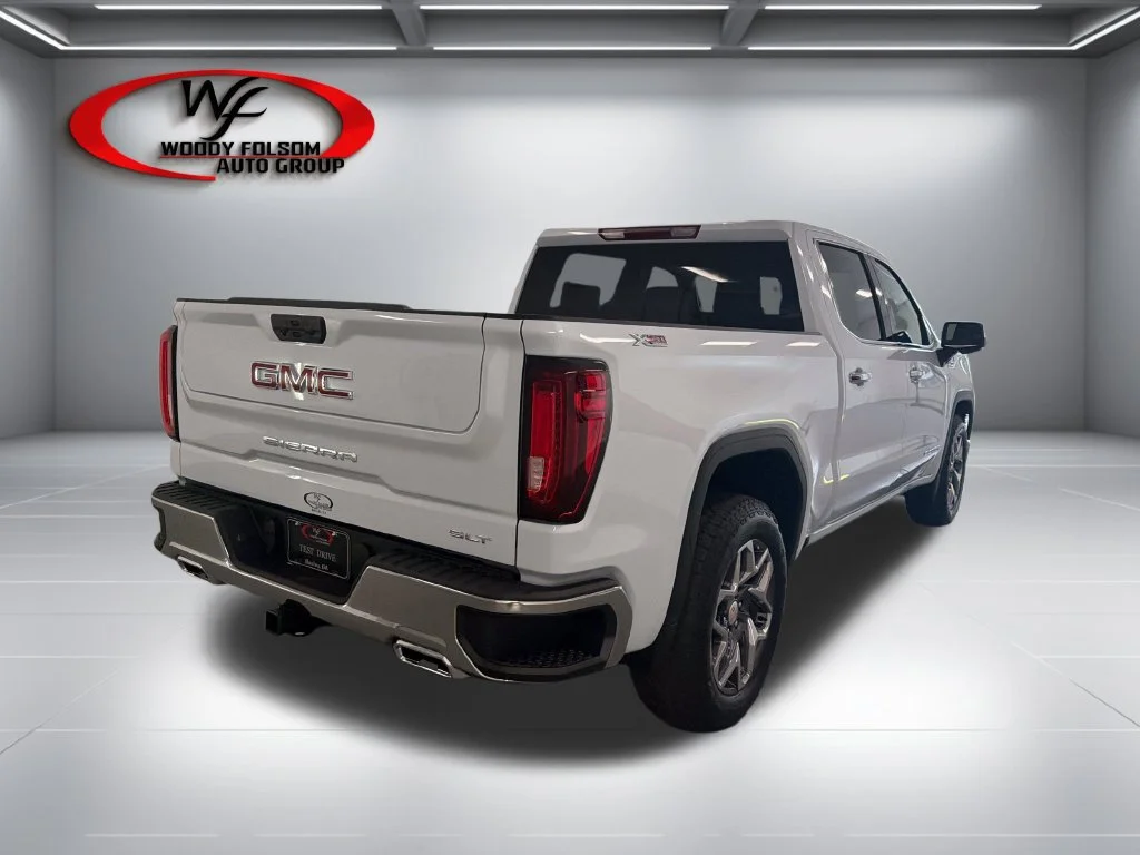New 2026 Glacier White Tricoat GMC SLT image 6