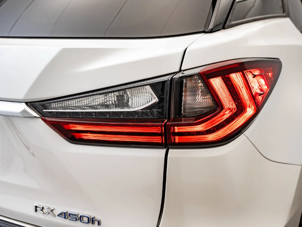 Used 2019 Eminent White Pearl Lexus 450h Premium image 9