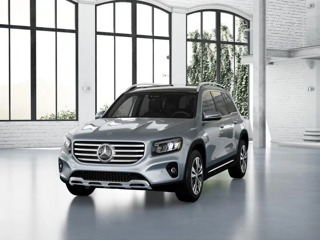 Used 2026 Silver Mercedes-Benz GLB 250 image 41