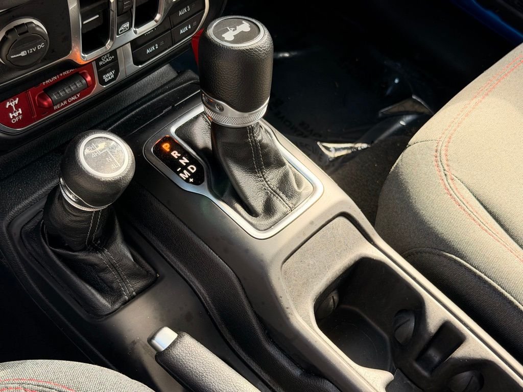 Used 2024 Blue Jeep Rubicon image 35