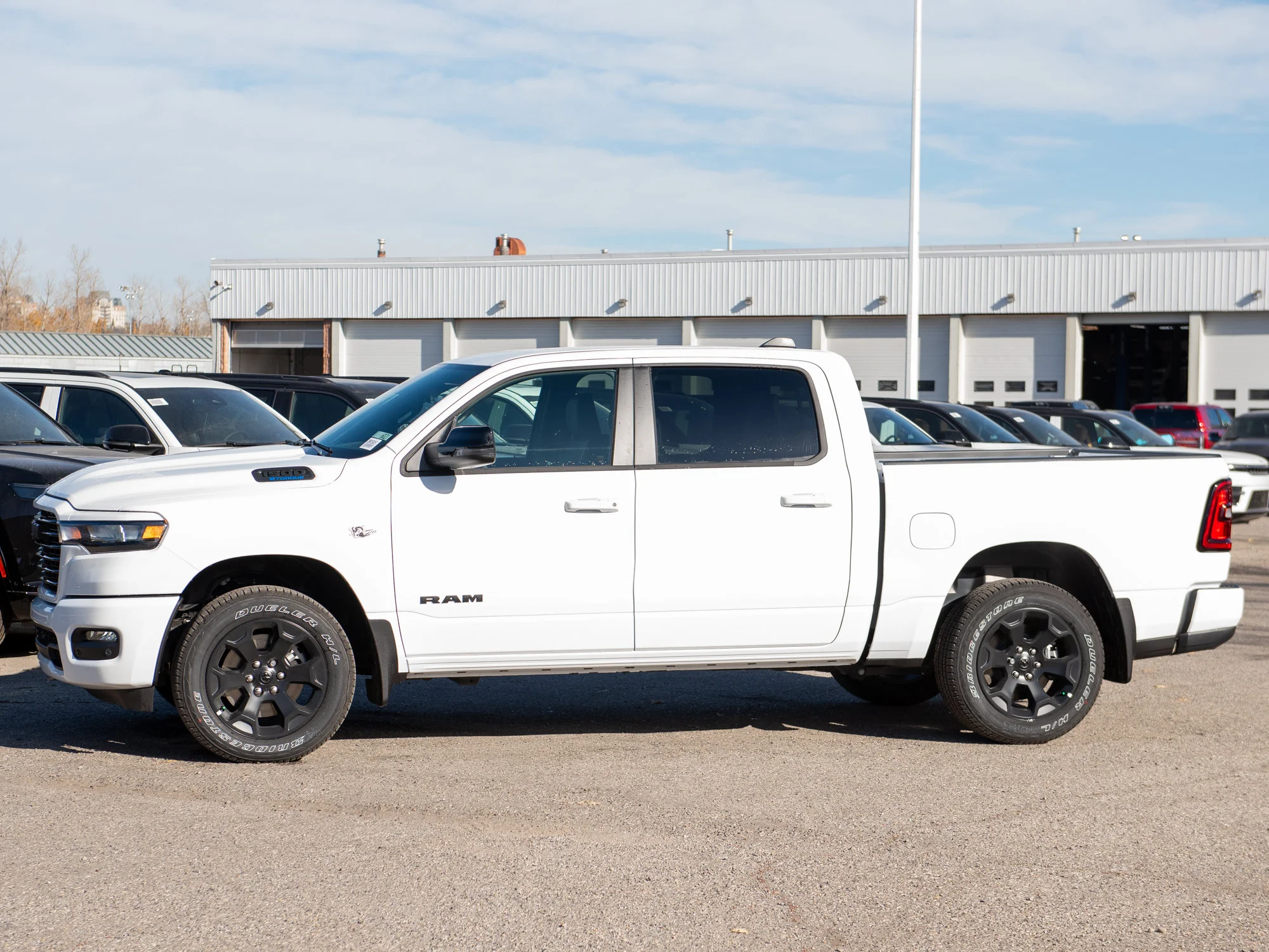 New 2026 White RAM Sport* Crew Cab 4x4, HEMI V8 image 2
