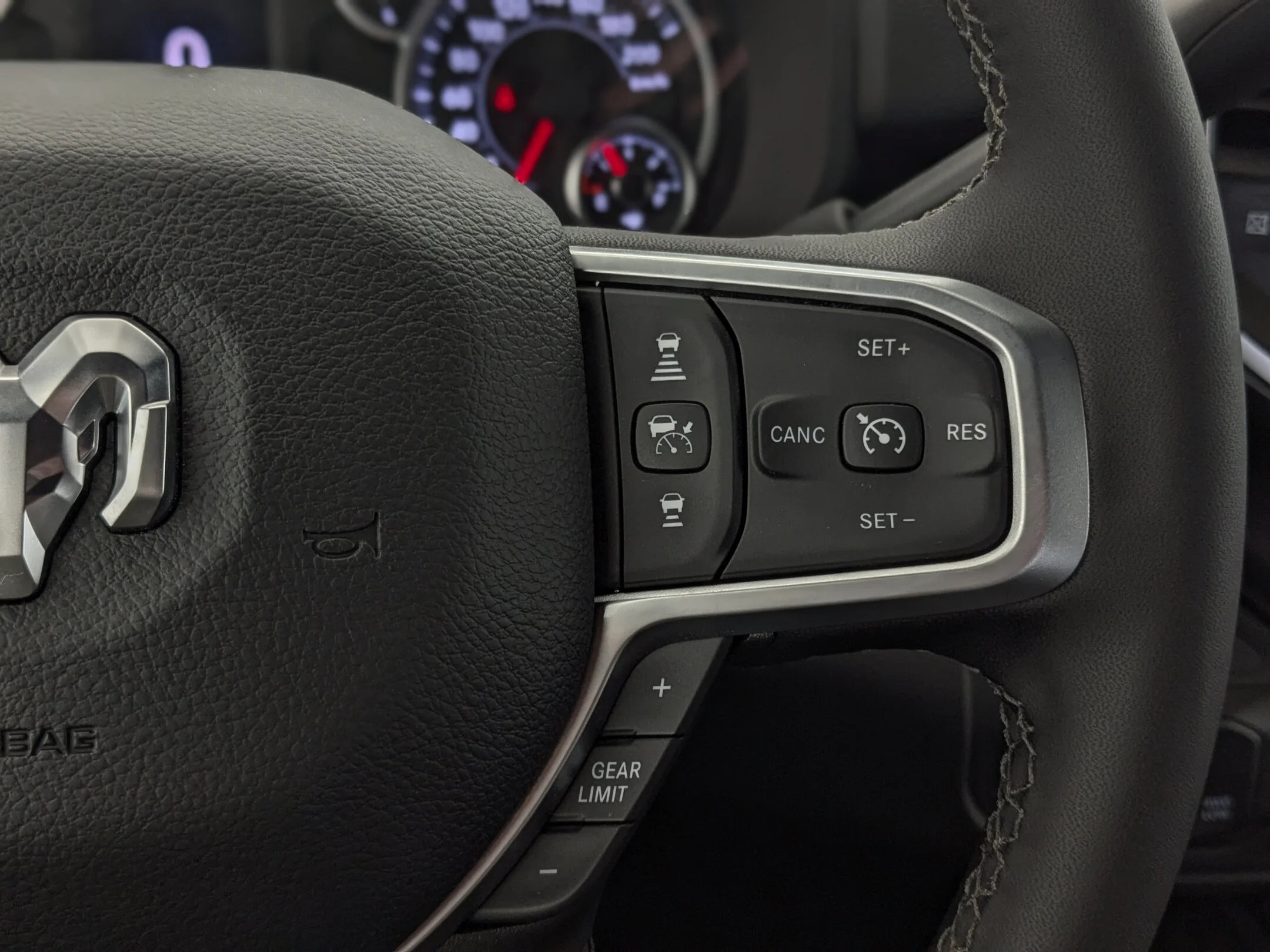 New 2026 Black RAM Big Horn - - Level 1 Plus Grp - Sport Appearance Pkg - 5th Wheel/Gooseneck Prep - NAV & More! image 18