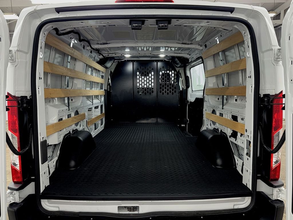 Used 2025 White Ford Base image 17