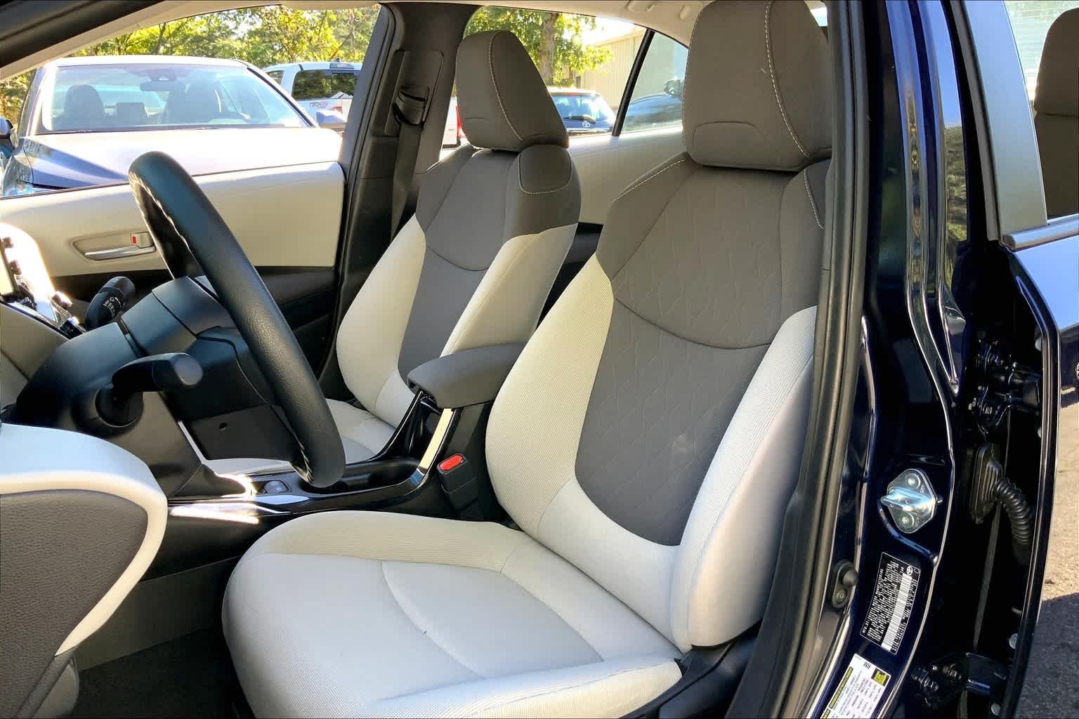 Used 2020 Blueprint Toyota LE image 8