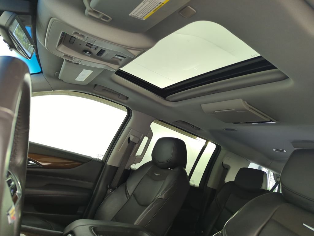 Used 2020 Gray Cadillac Premium image 28